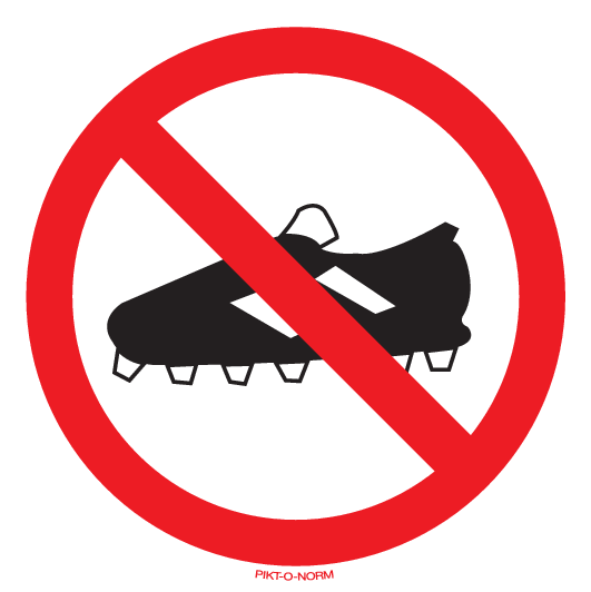 VOETBALSCHOENEN VERBODEN