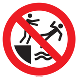 INTERDIT DE POUSSER PERSONNES À L'EAU