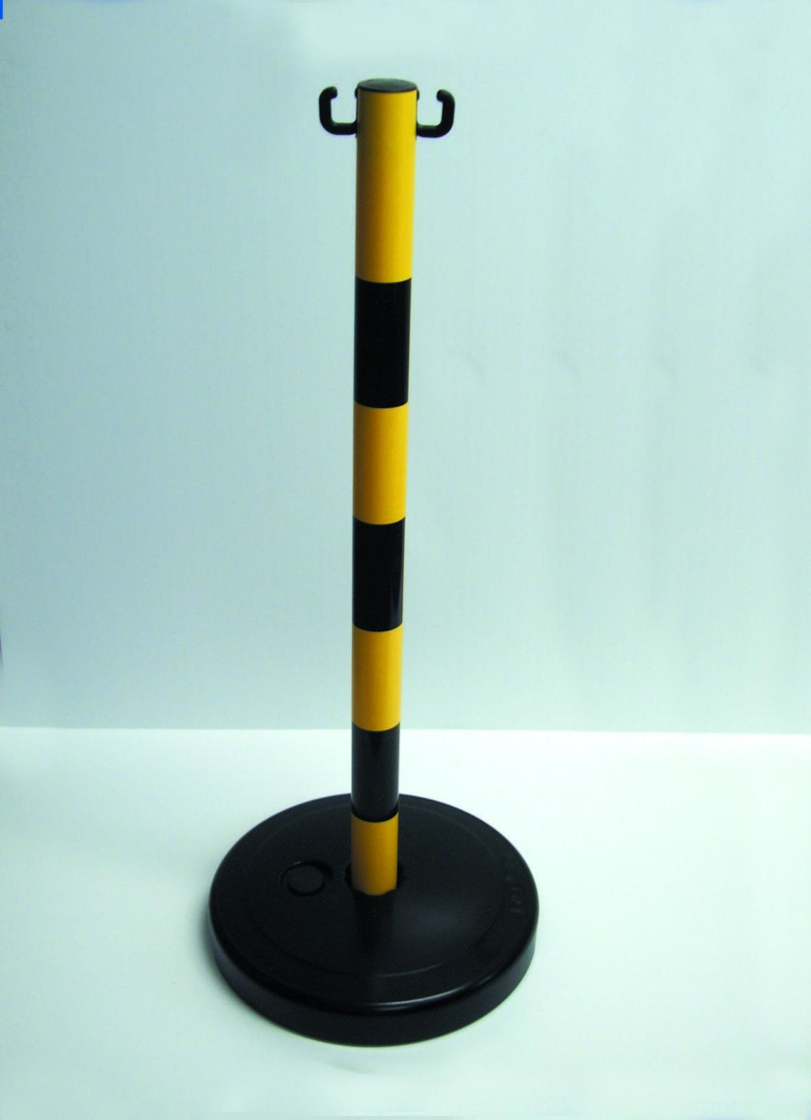 POTEAU DE CHANTIER AVEC SOCLE
