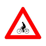 A25 PASSAGE CONDUCTEURS BICYCLETTES...