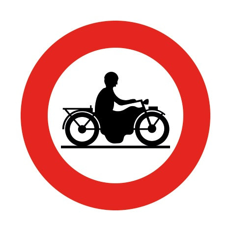 C7 VERBODEN VOOR MOTORFIETSERS