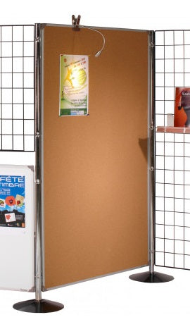 DUBBELZIJDIGE SCHEIDINGSWAND IN KURK