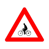 A25 PASSAGE CONDUCTEURS BICYCLETTES...